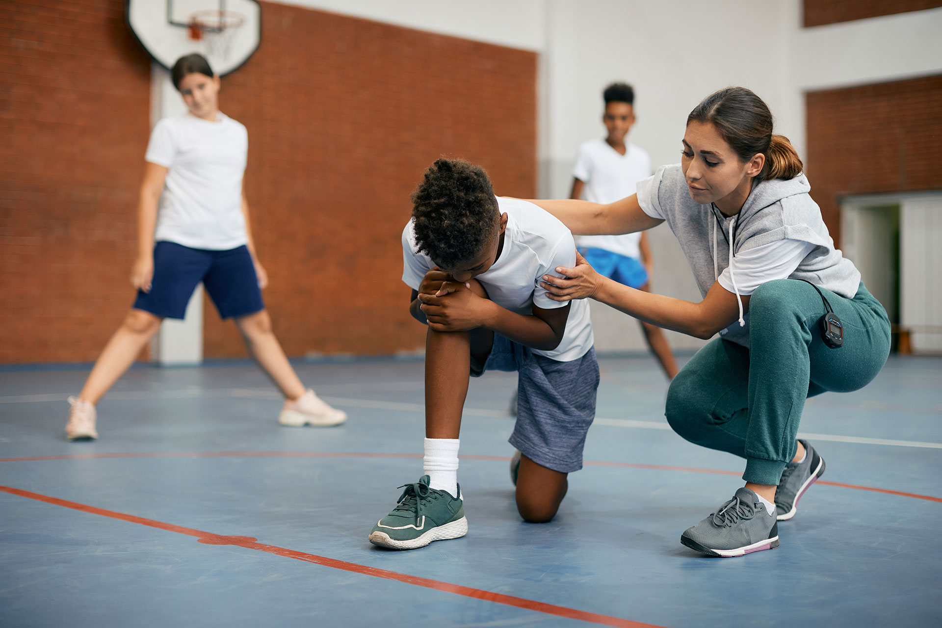School injury in gym with other children